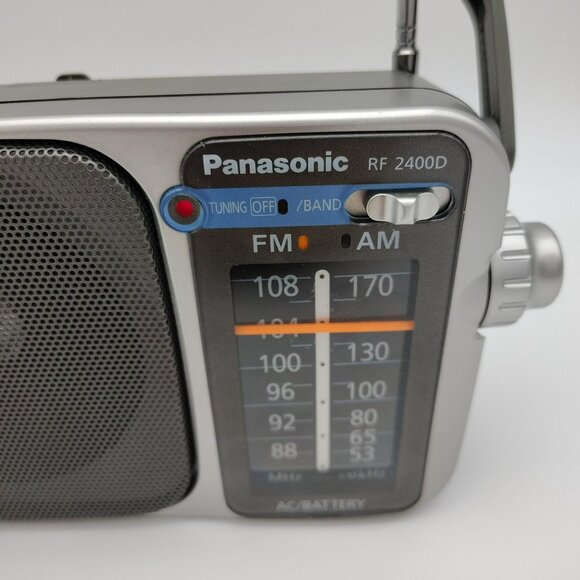 Panasonic RF-2400D Portable AM/FM Radio 2-Band Analog Receiver Works Tested - Picture 3 of 12